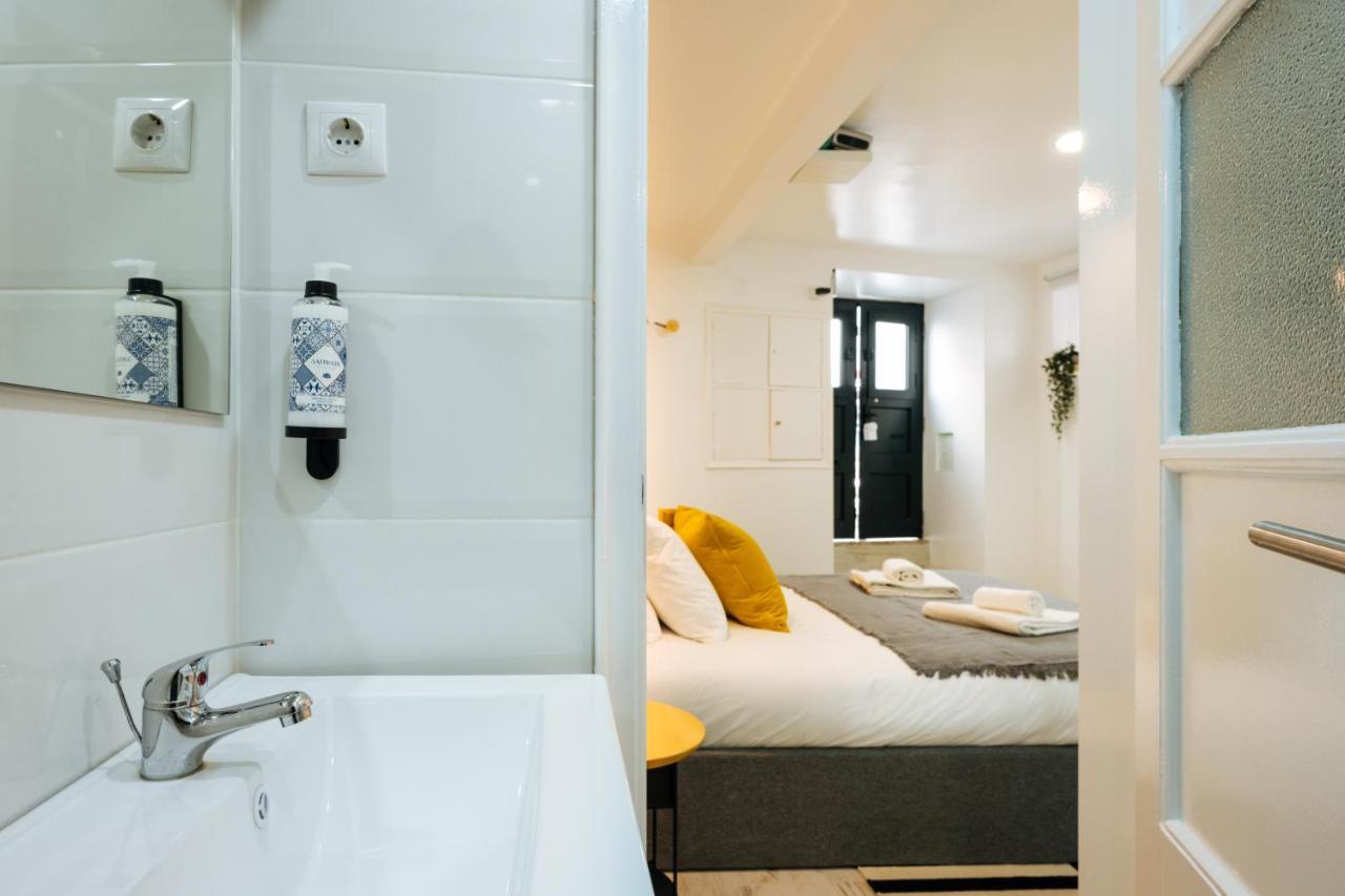 Cozy & Small Studio In The Center ลิสบอน ภายนอก รูปภาพ